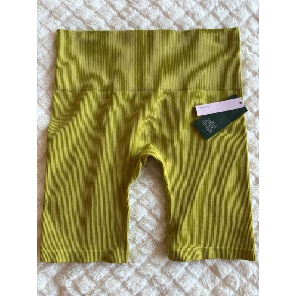 Green Ribbed Biker Shorts Size M